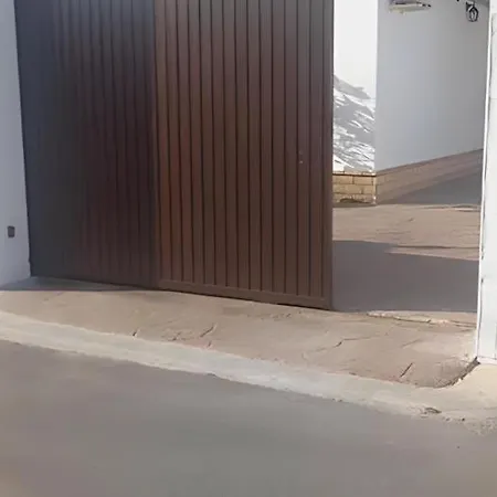 Casa Con Piscina Y Barbacoa Holiday home